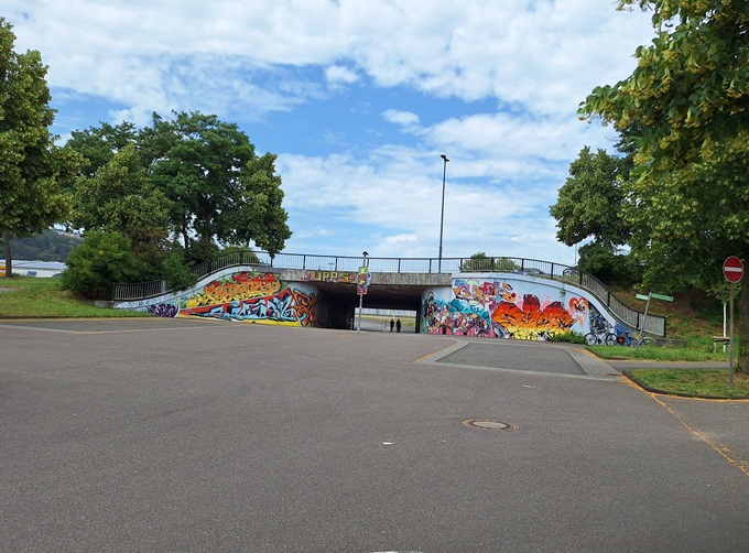 Fu&szlig;g&auml;ngerbr&uuml;cke an den Moselauen
