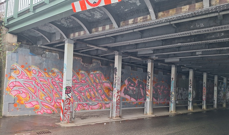 Eisenbahnunterf&uuml;hrung Sch&ouml;nbornstra&szlig;e