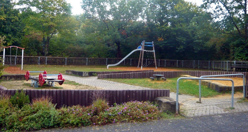 Spielplatz Graf-Reginar-Straße Ost